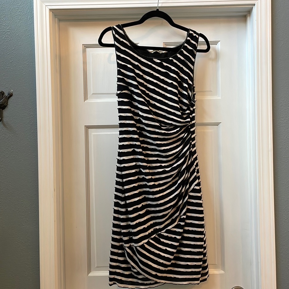 New Max Studio ruffly black & white dress.